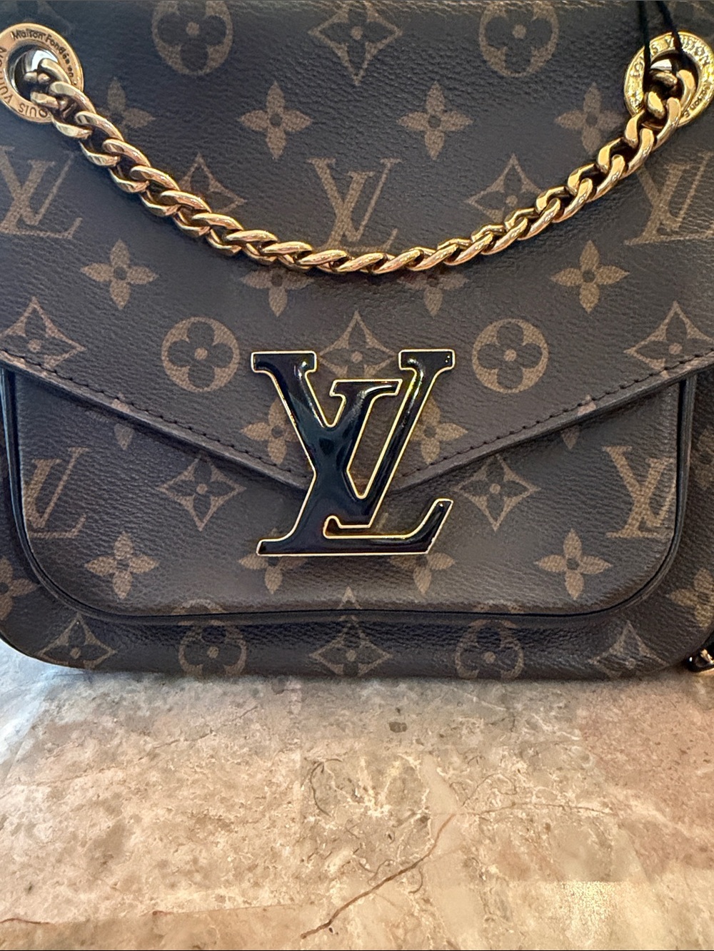 Louis Vuitton Passy Handbag worn Shoulder or Crossbody Gorgeous Condition - Picture 7 of 17